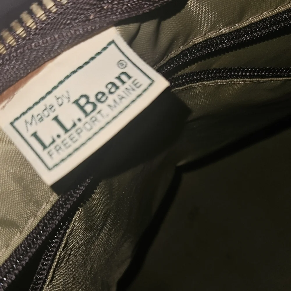 Vintage L.L. Bean XLarge Canvas & Leather Duffle Bag – Green Army